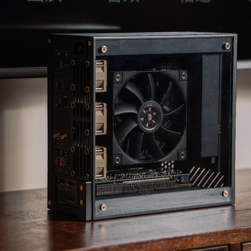 Sff Mini Itx Cnc Aluminum Chassis - Casing LP P6 ITX Aluminium CNC